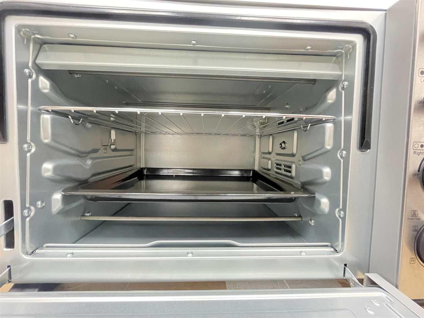 Morphy Richards 28L Mini Oven with Hob Cooker Grill & Rotisserie oven Hotplate