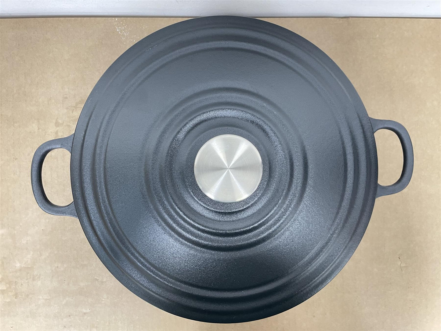 Habitat 5.3 Litre Cast Iron Casserole Dish Easier to clean with enamel coating