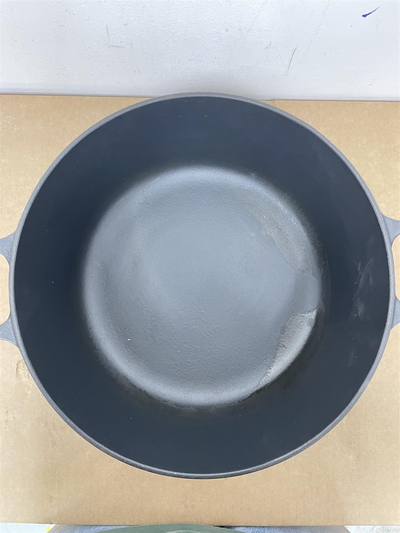 Habitat 5.3 Litre Cast Iron Casserole Dish Easier to clean with enamel coating