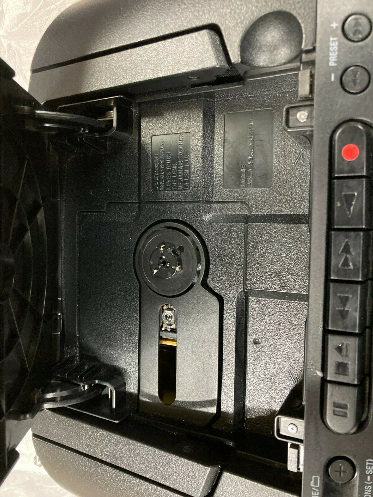 Sony CFD-S70 CD Cassette Player Boombox Portable CD FM Radio AM MP3 Sleep Timer