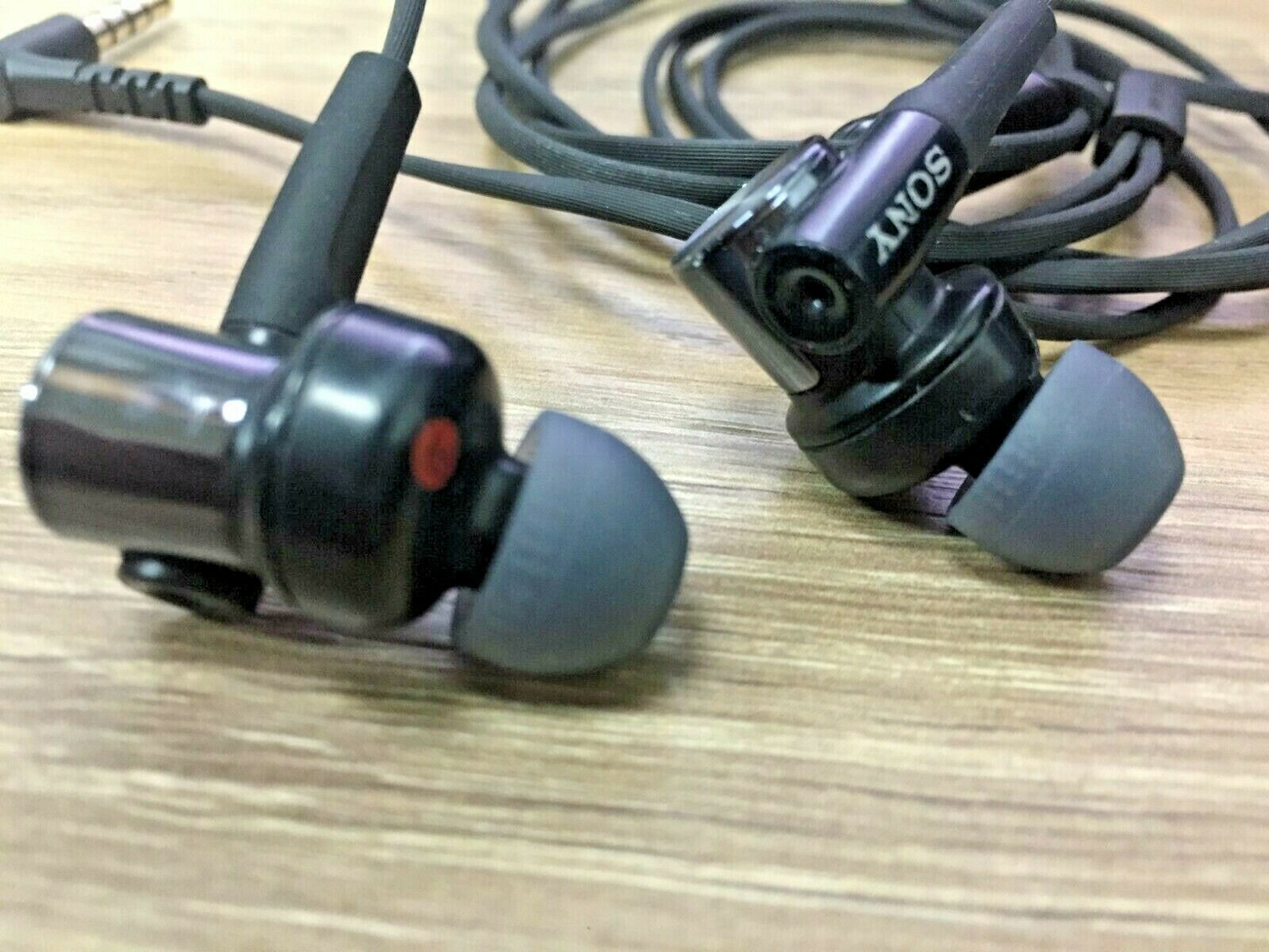 Sony MDR-XB50AP In-Ear Extra Bass Headphones with In-Line Control Black/Wired