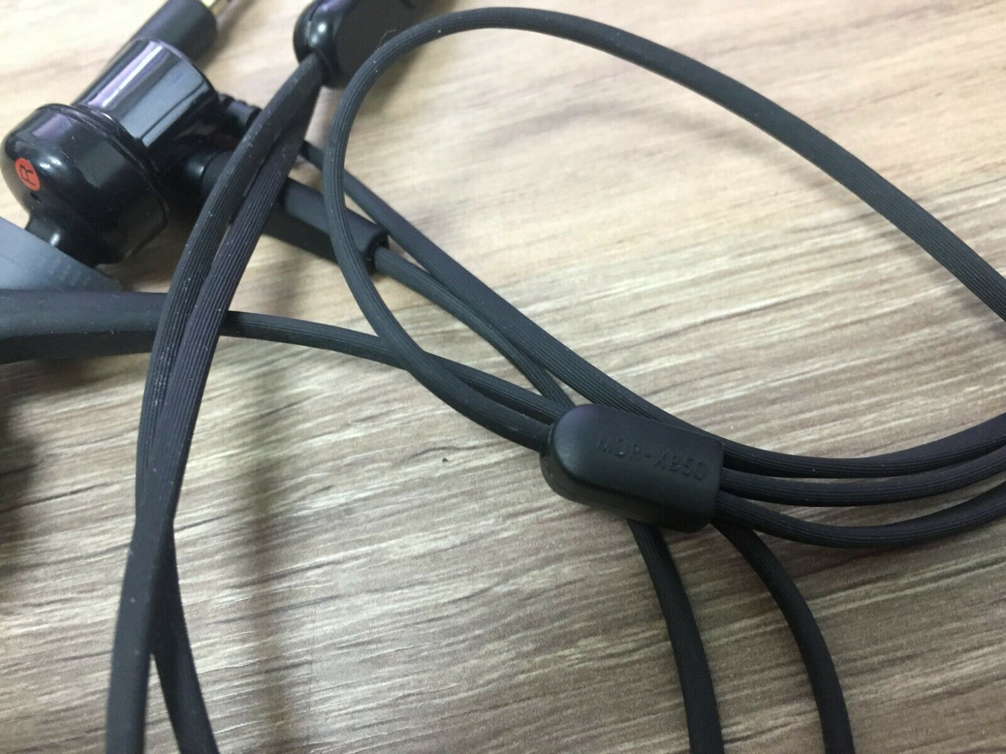 Sony MDR-XB50AP In-Ear Extra Bass Headphones with In-Line Control Black/Wired