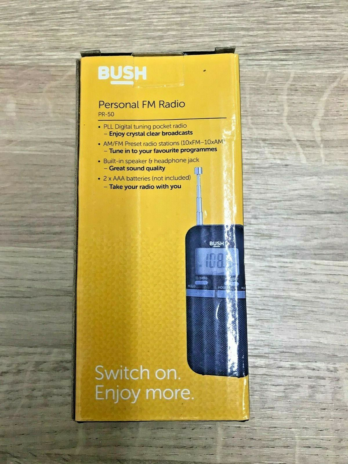 Bush Portable AM FM Radio Mono Speaker Battery Travel Personal Pocket Radio LCD