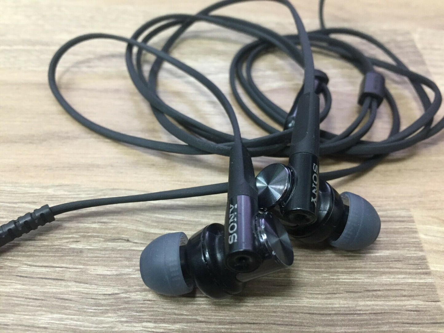 Sony MDR-XB50AP In-Ear Extra Bass Headphones with In-Line Control Black/Wired