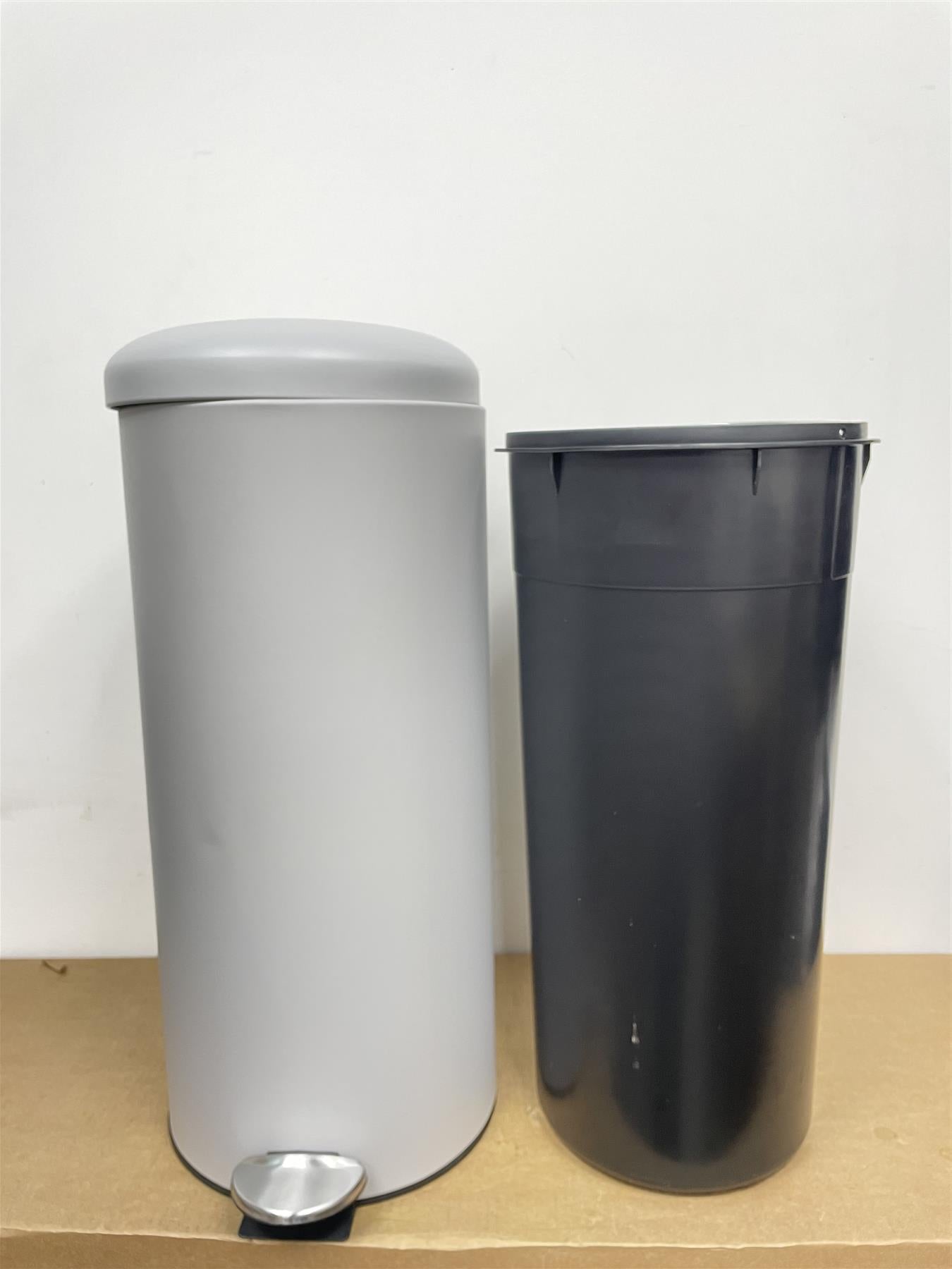 Habitat 30Litre Kitchen Foot Pedal Recycling Bin Removeable Inner Bucket - Grey