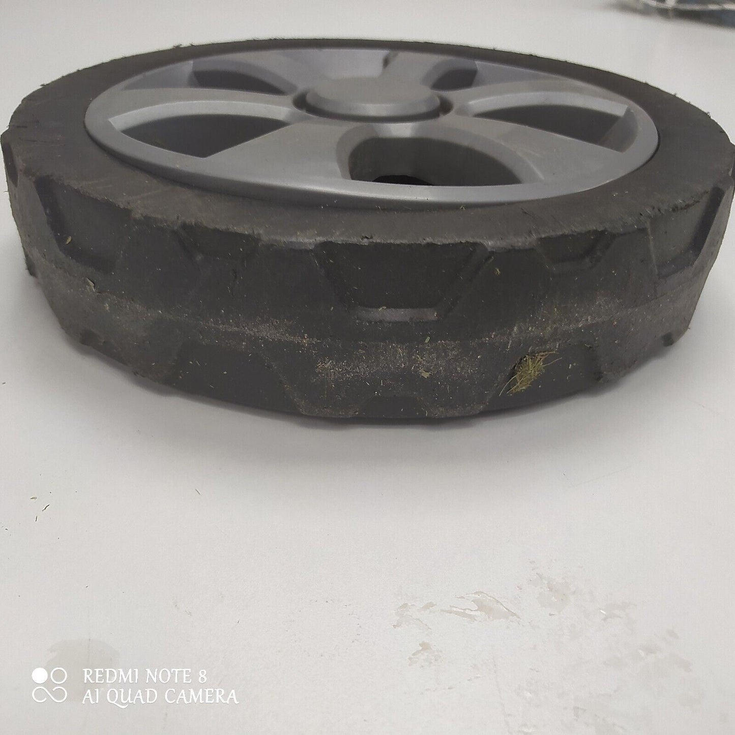 Spear&Jackson BACK replacement Genuine Wheel Lawnmower s1637er2