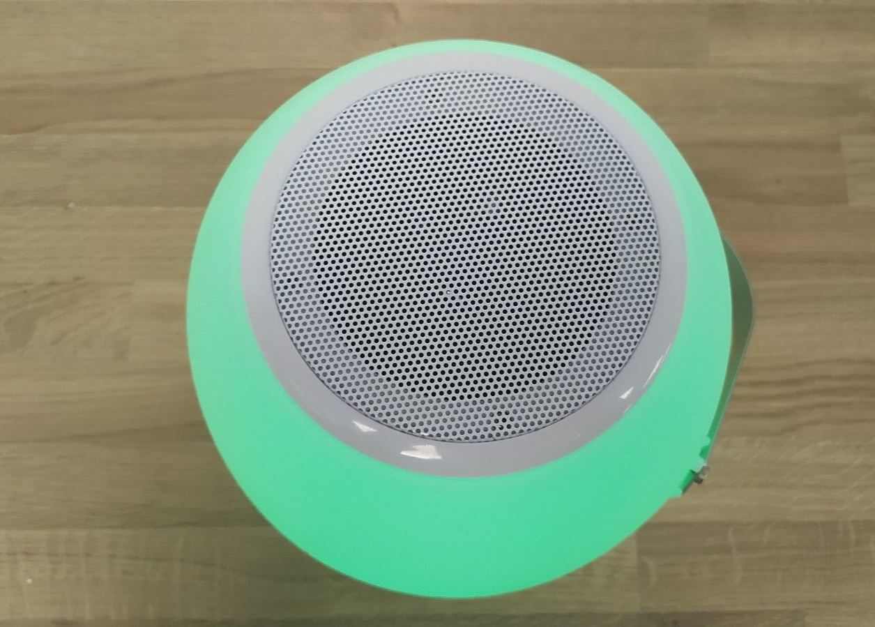 Decotech BLUTOOTH Speaker Kids Colour Changing LED MUSIC SONS RHYMES 7 hours