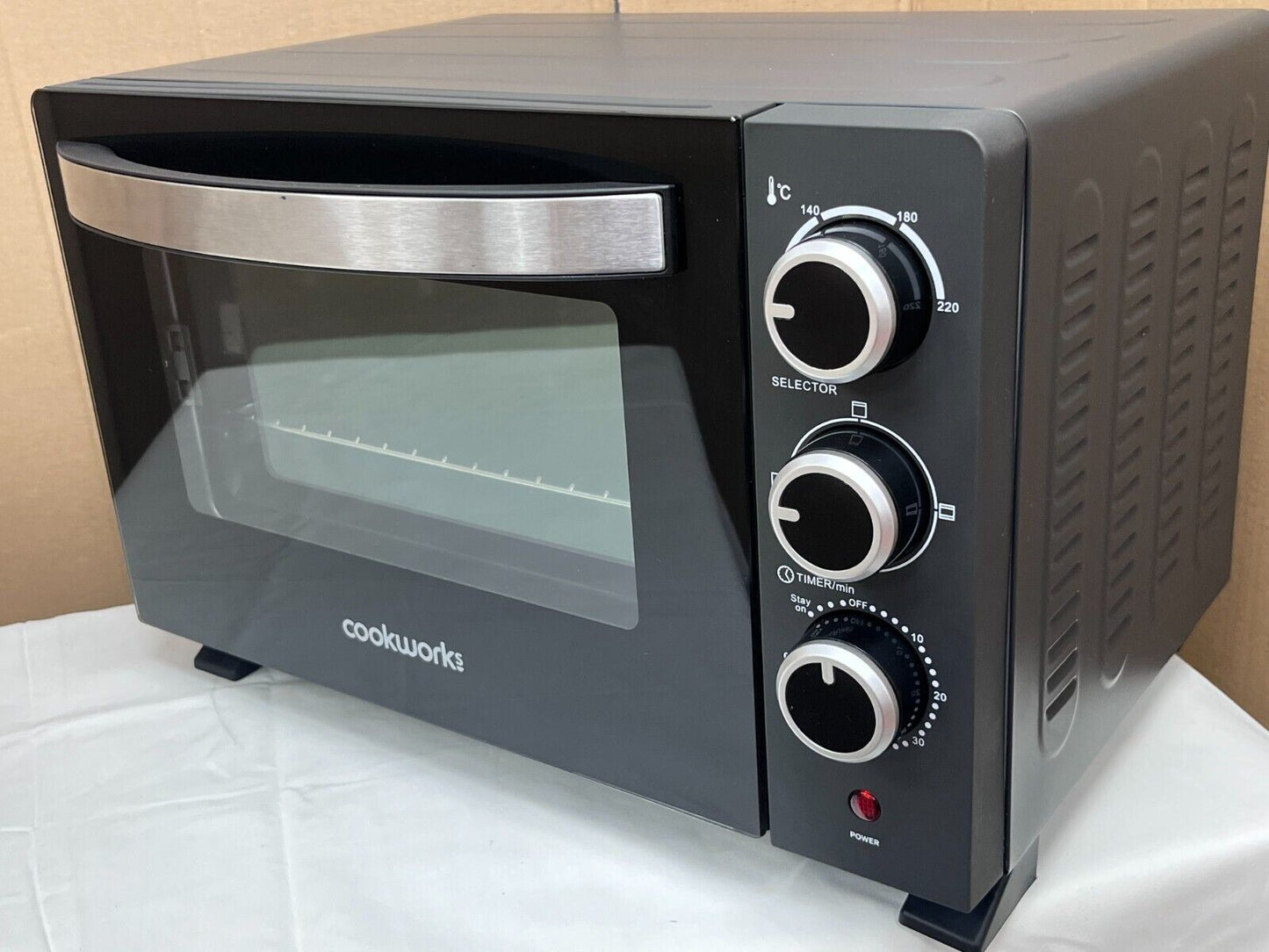Cookworks Mini Oven 1380W 20L Variable Temperature Control Heavy dutyand Grill