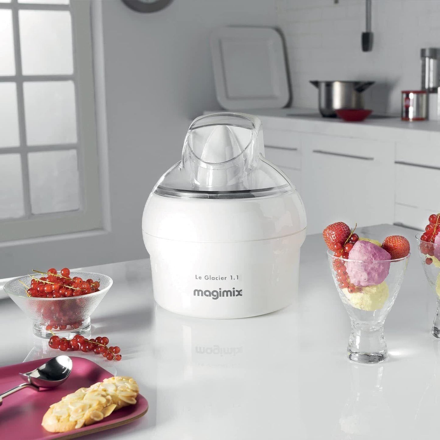 Magimix Le Glacier Ice Cream maker 1.1L ,Sorbet & Frozen Yoghurt Maker Desserts