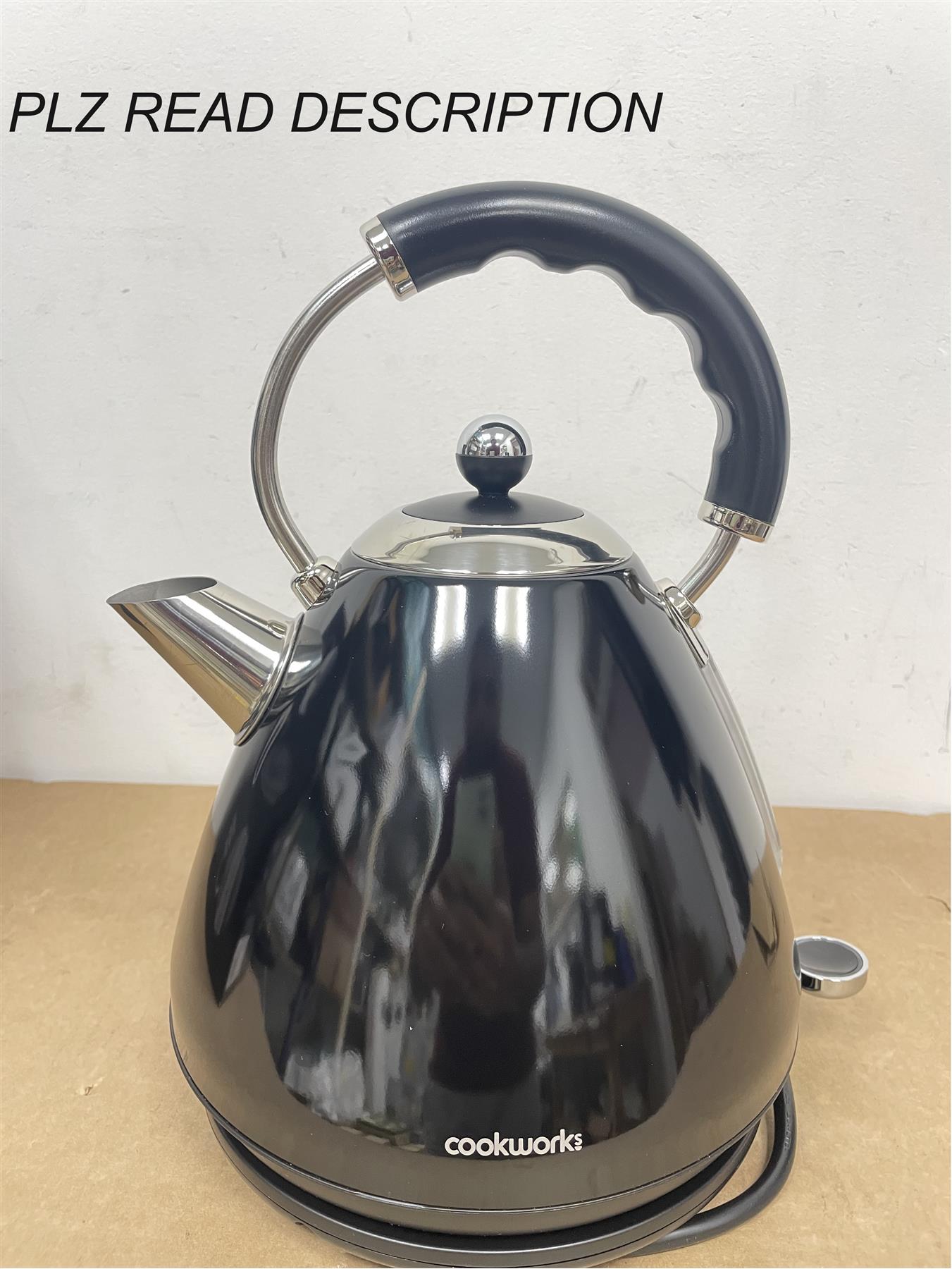 Cookworks Pyramid Kettle Automatically Switching Off - Black 1.7 Litre