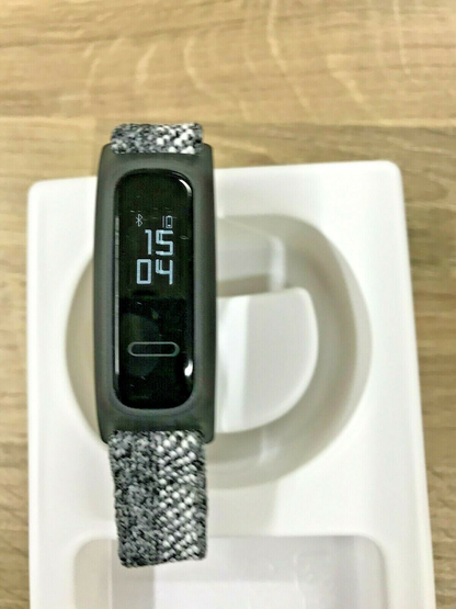 Huawei Smart Band 4E Fitness Sleep Tracker Smart Watch Fitbit Sport Shoe Wearing
