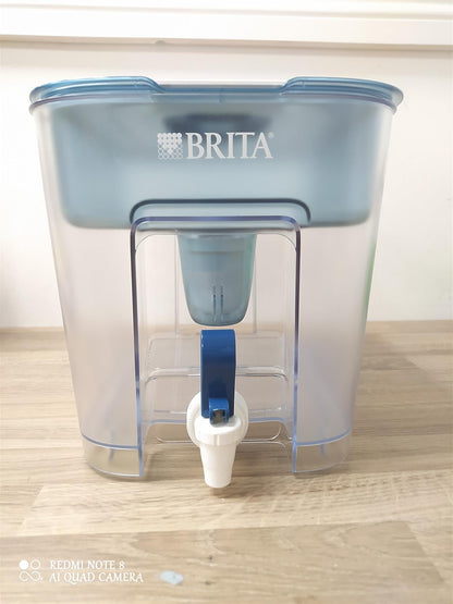 BRITA Flow XXL Water Filter Tank Light Blue 8.2L BRITA MAXTRA PRO 4 cartridge