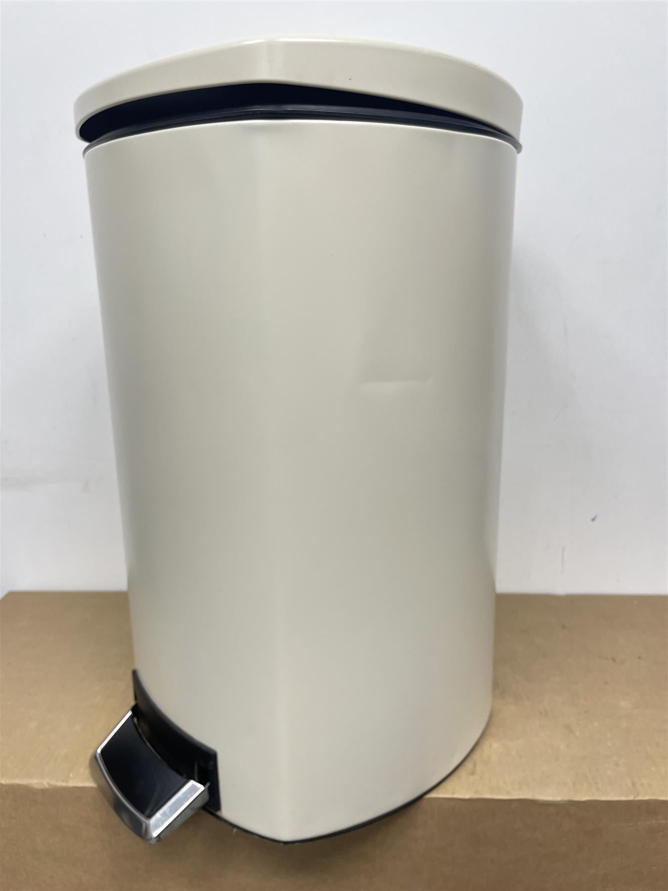 pedal bin 50 litre Habitat 50 Litre Wide Foot Pedal Bin Easy Rubbish Disposal Silent Lid – electronics-tec-shop