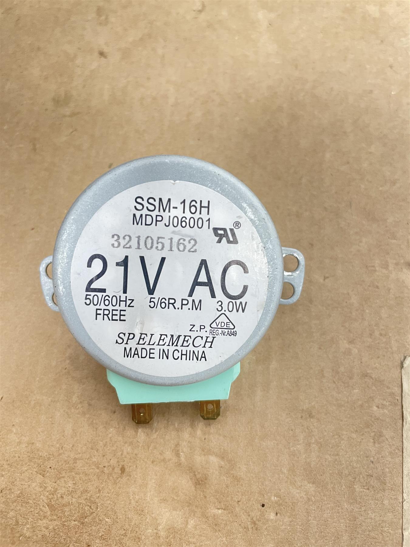 Microwave Oven Turntable Synchronous Motor SSM-16H MDPJ06001 21V AC 3.0W 50/60Hz