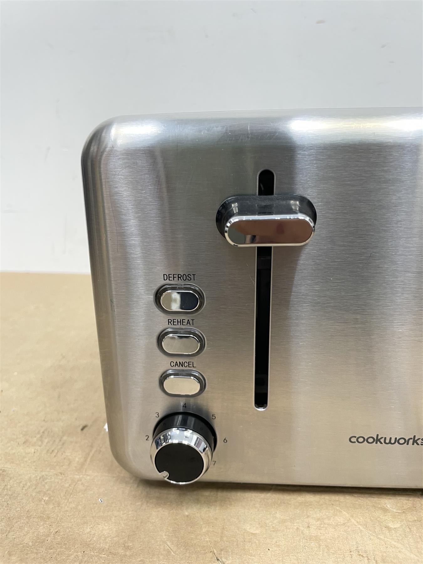 Cookworks 4 Slice Toaster Brushed Stainless Steel Defrost Reheat Cancel 2300W