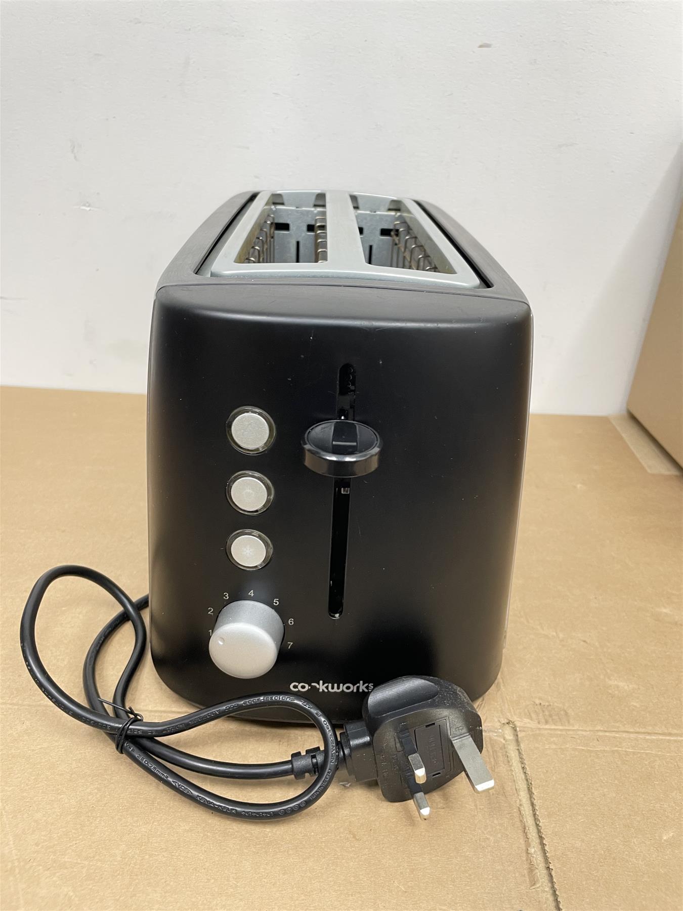 Cookworks T3206YE 2 Slice Toaster - Black and Grey – electronics-tec-shop