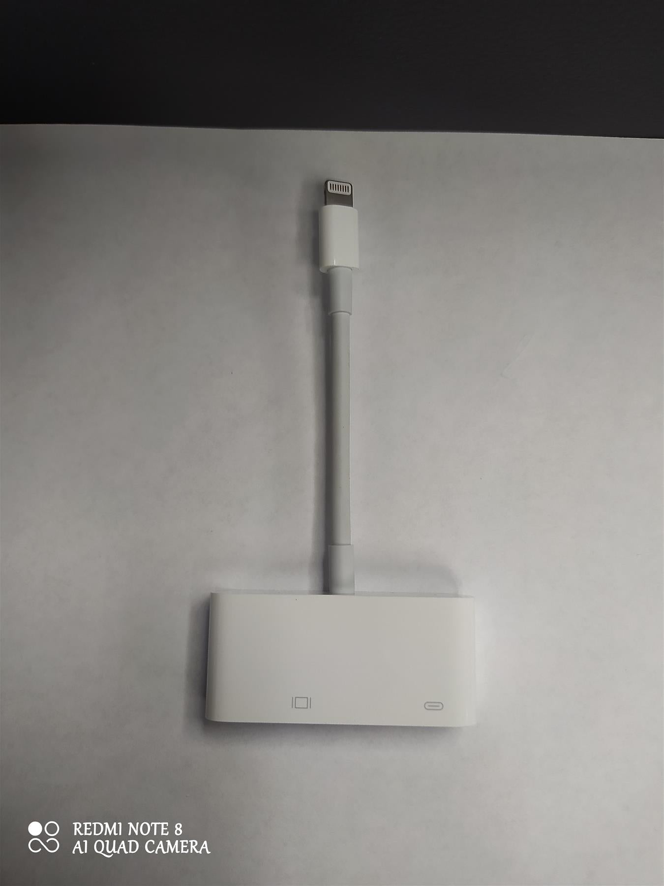 Apple Lightning to VGA Adapter Mirroring device screen VGA-equipped TV projector